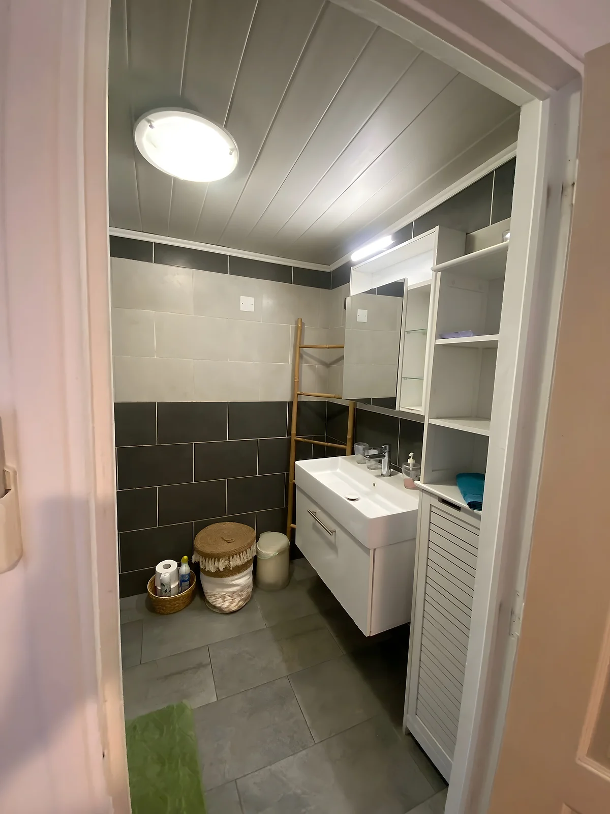 La salle de bain du bungalow